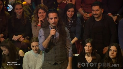 Beyaz.Show.24.03.2017.HDTvRip.720p.AC3.by.07BRN91.TORK.mkv_snapshot_01.39.02_2017.03.26_02.03.38.jpg