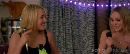 YogaHosers20161080pBluRayx264DUALTR-ENGTORK_00_17_33_08_2.jpg