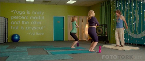YogaHosers20161080pBluRayx264DUALTR-ENGTORK_01_18_51_09_9.jpg