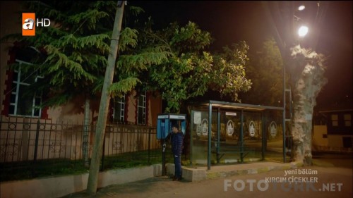 Kirgin.Cicekler.BL.80.HDTvRip.720p.AC3.by.SALCI.TORK_02_17_56_08_9.jpg