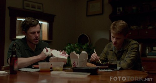 ManchesterByTheSea20161080pBluRayx264DUALTR-ENGTORK_01_36_17_05_7.jpg