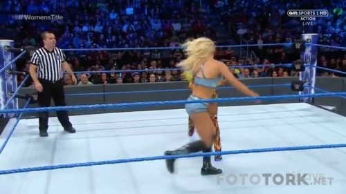 WWE.Smackdown.Live.2017.04.25.HDTV.x264.TORK.mkv_snapshot_01.16.19_2017.04.28_00.22.36.jpg