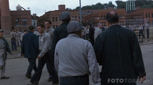 TheShawshankRedemption19941080px264.mp4_snapshot_00.08.23_2017.04.29_21.42.28.jpg