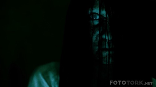 Rings.2017.1080p.BluRay.H264.AACTORK.mkv_snapshot_01.31.00_2017.04.30_18.37.00.jpg