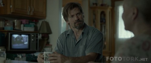 SmallCrimes2017NF1080px264TRDUBTORK.mkv_snapshot_00.26.59_2017.05.01_20.46.13.jpg