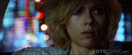 Lucy20141080pBluRayx264.mp4_snapshot_00.31.31_2017.05.06_01.50.53.jpg