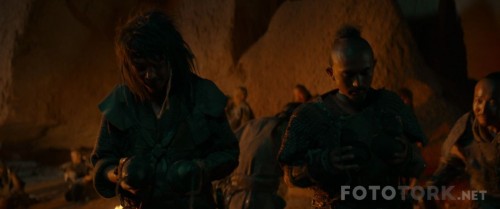 The.Great.Wall.2016.720p.BluRay.x264-DUAL.TR.ENG_01_15_35_02_11.jpg
