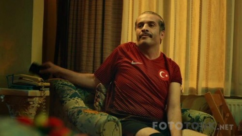 CalgiCengiIkimiz2017DVDRipXviDTORK_00_22_13_06_2.jpg