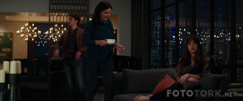 FiftyShadesDarker2017UNRATED720pBluRayx264DUALDTSTR-ENTORK_01_45_11_07_8.jpg