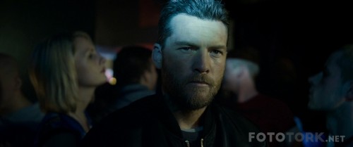 The.Hunters.Prayer.2017.1080p.WEB-DL.DD5.1.H264-FGT.mkv_snapshot_00.06.49_2017.05.18_21.44.06.jpg
