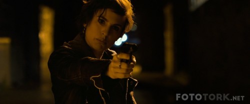 The.Hunters.Prayer.2017.1080p.WEB-DL.DD5.1.H264-FGT.mkv_snapshot_01.06.10_2017.05.18_21.45.58.jpg