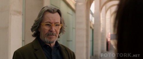 The.Space.Between.Us.2017.1080p.BluRay.H264.AAC-RARBG.mp4_snapshot_01.14.22_2017.05.21_23.21.14.jpg