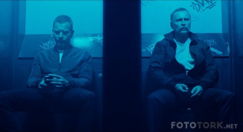 T2Trainspotting20171080pBluRayx264DUALTR-ENGTORK.mkv_snapshot_01.16.40_2017.05.28_23.36.56.jpg