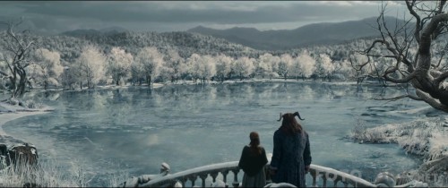 BeautandtheBeast20171080pBluRayH264AAC-RARBG.mp4_snapshot_01.11.09_2017.05.29_16.52.47.jpg