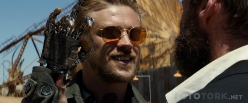 Logan20171080pBluRayx264DUALTR-ENGTORK.mkv_snapshot_00.28.55_2017.06.02_15.45.58.jpg