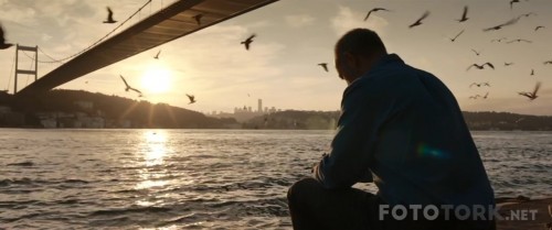 IstanbulKirmizisi2017upScaleDVD720px264TORK.mkv_snapshot_01.10.32_2017.06.04_05.15.29.jpg