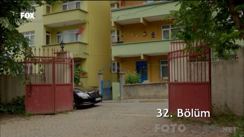 Kalbimdeki.Deniz.BL.32.HDTvRip.720p.AC3.by.SALCI.TORK.mkv_snapshot_00.00.19_2017.06.04_01.37.35.jpg