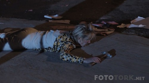 Catfight2016720pBluRayx264DUALTR-ENGTORK.mkv_snapshot_01.01.51_2017.06.07_02.30.31.jpg