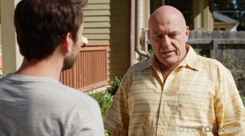 FistFight20171080pBluRayx264DUALTR-ENGTORK.mkv_snapshot_01.22.24_2017.06.07_02.43.17.jpg