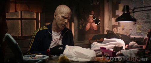 Deadpool20161080pBluRayx264DUALTR-ENGTORK.mkv_snapshot_01.00.04_2017.06.17_23.14.04.jpg