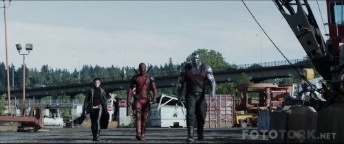Deadpool20161080pBluRayx264DUALTR-ENGTORK.mkv_snapshot_01.20.29_2017.06.17_23.15.13.jpg