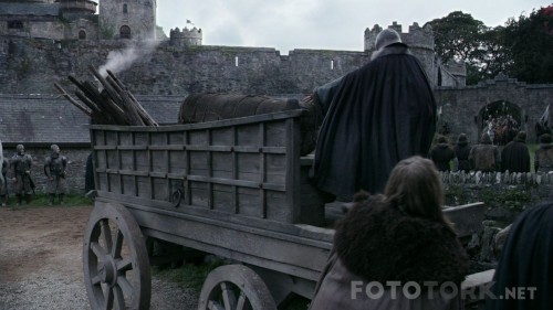 Game.of.Thrones.S01E01.720p.BluRay.x264.DUAL.TR-EN-TORK_00_24_43_07_4.jpg