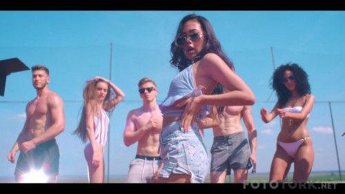 INNA-Ruletafeat.Erik1080px264AACOfficialVideo_00_00_08_00_0.jpg