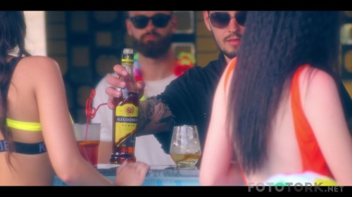 INNA-Ruletafeat.Erik1080px264AACOfficialVideo_00_01_22_05_12.jpg