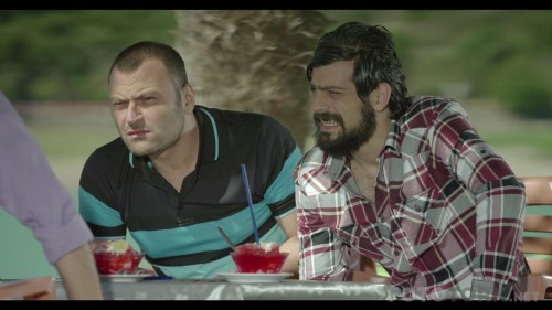 1Kezban1MahmutAdanaYollarinda20161080pWEB-DLH264TORK_01_06_07_04_5.jpg