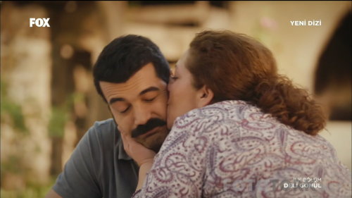 Deli.Gonul.BL.01.HDTvRip.720p.AC3.by.TheWelleTy.TORK.mkv_003018821.png