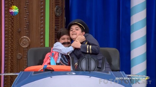 Gulduy.Gulduy.Show.Cocuk.06.07.2017.HDTvRip.720p.AC3.by.ramses77.tork1.jpg