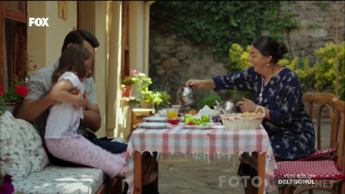 Deli.Gonul.BL.05.HDTvRip.720p.AC3.by.TheWelleTy.TORK.mkv_007548693.png