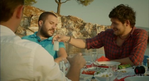 ArkadaslarArasinda2013DVDRipXviDTORK.avi_snapshot_00.07.36_2017.08.18_21.19.46.jpg