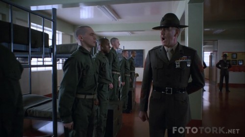 FullMetalJacket19871080pBluRayx265DUALTR-ENGTORK.mkv_snapshot_00.02.27_2017.08.18_21.23.58.jpg