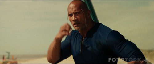 Baywatch2017UNRATED1080pBluRayx264TRAltyaziTORK.mkv_snapshot_00.02.06_2017.08.29_07.04.23.jpg