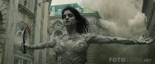 The.Mummy.2017.1080p.BluRay.x264.TR.Altyazi-TORK_01_18_39_01_5.jpg