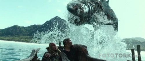 PiratesoftheCaribbeanDeadMenTellNoTales2017WEB-DLx264TRAltyaziTORK.mkv_snapshot_01.13.37_2017.09.06_01.25.49.jpg