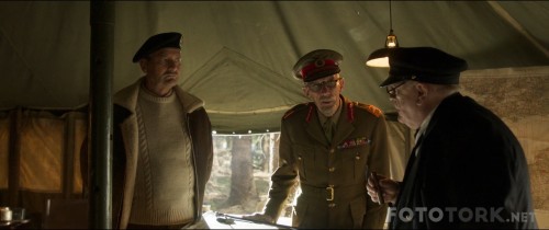Churchill-2017-1080p-BluRay-x264-DUAL-TR-ENG-TORK.mkv_snapshot_00.31.08_2017.10.20_06.38.03.jpg