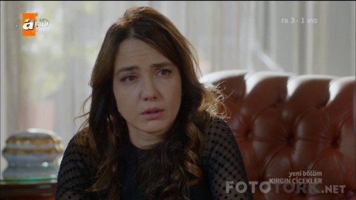 Kirgin.Cicekler.BL.95.HDTvRip.720p.AC3.by.ramses77.TORK.mkv_snapshot_00.47.01.jpg