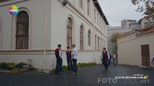 Klavye.Delikanlilari.BL.05.HDTvRip.720p.AC3.by.TheWelleTy.TORK.mkv_snapshot_00.28.33.jpg