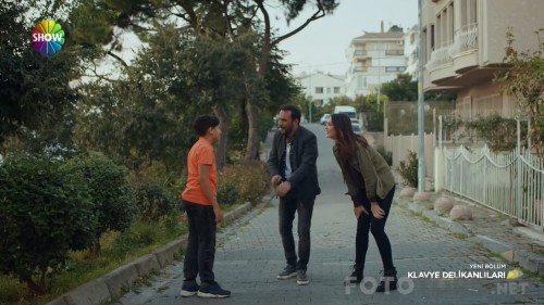 Klavye.Delikanlilari.BL.06.HDTvRip.720p.AC3.by.TheWelleTy.TORK.mkv_snapshot_00.04.45.jpg