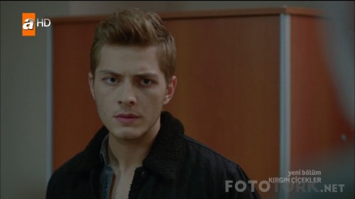 Kirgin.Cicekler.BL.97.HDTvRip.720p.AC3.by.TheWelleTy.TORK.mkv_snapshot_00.47.31.jpg