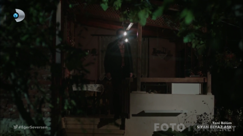Siyah.Beyaz.Ask.BL.06.HDTvRip.720p.AC3.by.TheWelleTy.TORK.mkv_006378161.png