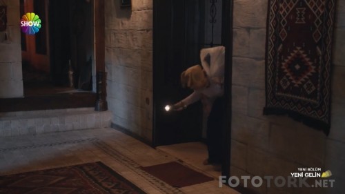 Yeni.Gelin.BL.26.HDTvRip.720p.AC3.by.TheWelleTy.TORK.mkv_snapshot_01.35.31.jpg