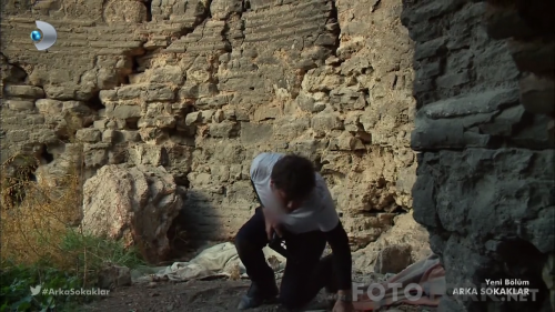 Arka.Sokaklar.BL.460.HDTvRip.720p.AC3.by.TheWelleTy.TORK.mkv_004611420.png
