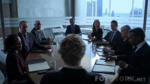 Iron-Fist-7-Bolum---Agaci-Kokunden-Sokmek.mp4_snapshot_41.09.jpg