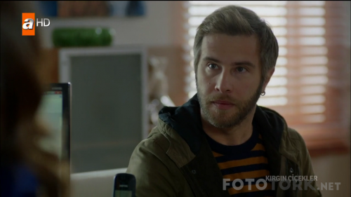 Kirgin.Cicekler.BL.100.HDTvRip.720p.AC3.by.TheWelleTy.TORK.mkv_004547643.png