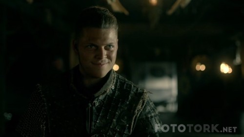 Vikings-S05E06-720p-x265-HEVC-TR-Altyazi-TORK.mkv_snapshot_04.42.jpg