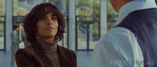 Bulut-Atlasi---Cloud-Atlas-2012-1080p-BluRay-x264-DUAL-DTS-TR-ENG-by-playdevil-TORK.mkv_snapshot_01.06.20.jpg