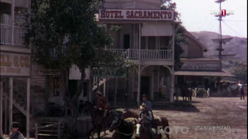 TRT.Gunduz.Sinemasi.Fedakar.Postaci.1953.HDTvRip.720p.AC3.by.TheWelleTy.TORK.mkv_004579620.png